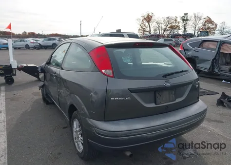 2005 Ford Focus Zx3 from USA, damaged, VIN 3FAFP31N75R146071
